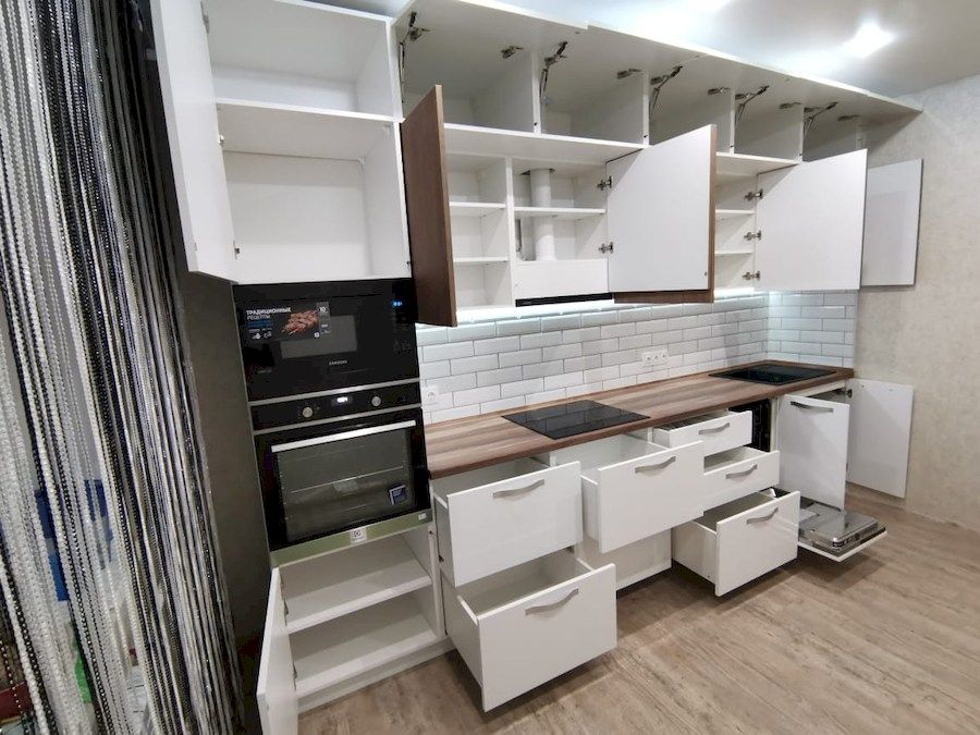 Великий Новгород, Жилой дом по ул. Космонавтов, 38