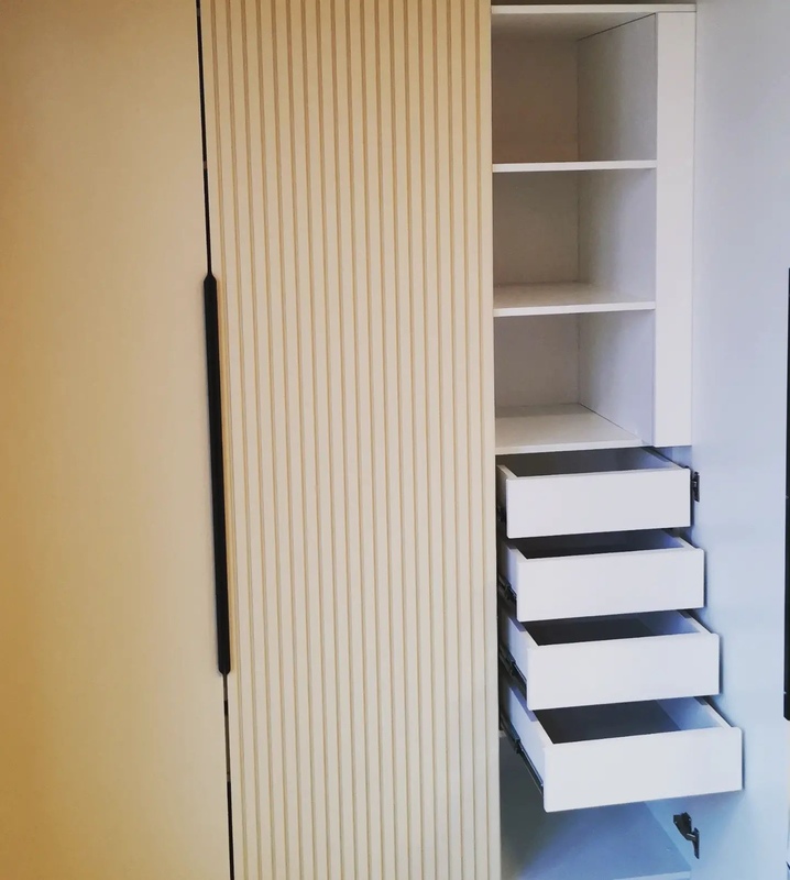 Распашные шкафы-Распашной шкаф по размеру «Модель 64»-фото4